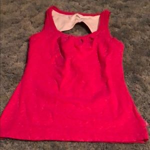 Small everlast tank top with peek back